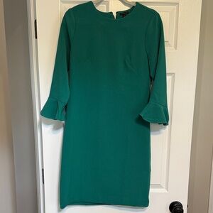 Ann Taylor Green Long Sleeve Shift Dress